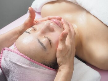 皮膚先生/小顔コルギ