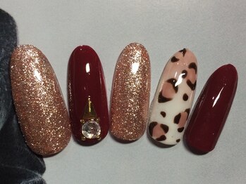 ネイルサロン リリオ(Nail Salon Ririo)/ヒョウ柄ボルドーネイル