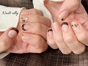 ネイルズアリー 立川店(Nails ally)/ステンドグラス×フレンチ×秋冬