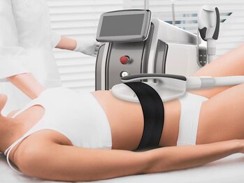 エバタエステティック 西葛西店(ebata ESTHETIQUE)の写真/夏に向けて本気でダイエットしたい方へ！医療機関監修美容マシン登場！30分30,000回の筋肉運動を実現！