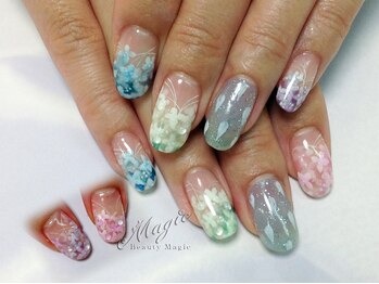 ネイルサロン ビューティーマジック 川口店/ 雨＆小花柄ネイル