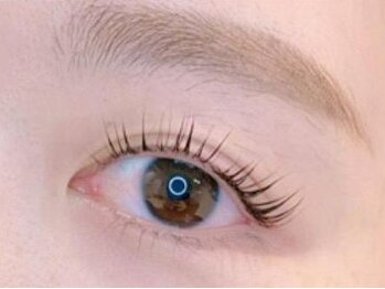 アイラッシュサロン ブラン 青葉台東急スクエア店(Eyelash Salon Blanc)の写真/【ダメージレスで持続力UP！まつげパーマ】根元から立ち上げるパリジェンヌで１日中目ヂカラKEEP！