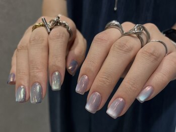 華倶楽部の写真/ショートネイルが映えるデザインをご提案！納得の技術と豊富なサンプル◎周りと差がつくニュアンスネイルに