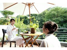 自然の癒しを感じられる静かな空間。都会の喧騒を忘れてうっとり