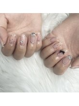 アイネイルズ 布施店(I.NAILS)/ドットネイル/フレンチネイル