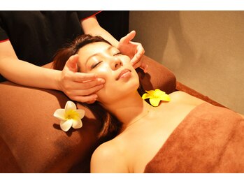 柚那美 池袋東口店(ユナビ)/小顔フェイシャル.コルギ