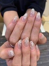 エスフィーネイルサロン ブリーユ(Esfy nailsalon Brille)/シェルで埋め込みネイル