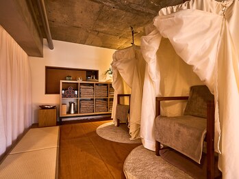 オクタボー 南青山店(OCTAVO)/ハーブテントで温活