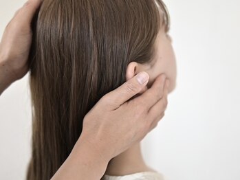 ミミン(33mimin)の写真/【話題の耳つぼジュエリー専門サロン】《耳つぼジュエリー＋小顔マッサージ￥2200～》で小顔効果を即実感◎