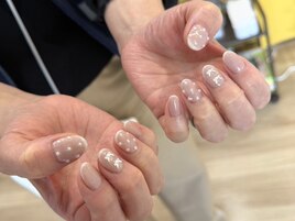 韓国・ガーリーネイル