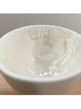 サンライズ ワックス(Sunrise Wax)/施術中から抜けるヒゲ