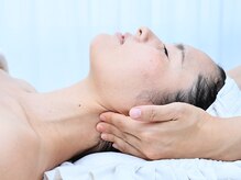 リュシータ 吹田千里丘店(LUSHEETA)/施術のラスト、頭蓋骨矯正