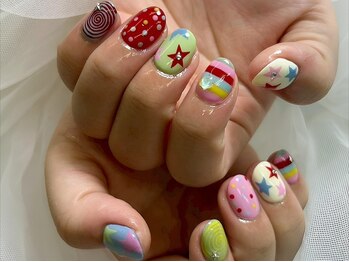個性派アートネイル