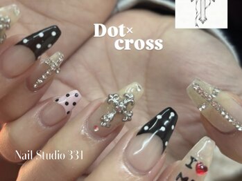 サンサンイチ 関内店(331)/Y2Kドット