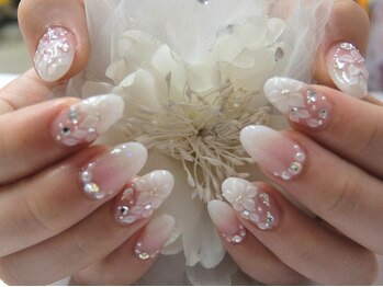 ネイルサロンミキ 横浜(MIKI)/豪華贅沢パール手描きフラワー3D