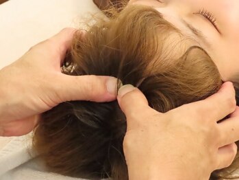 リラクゼーション はなまるの写真/デスクワークや頭の疲れ、首・肩のコリがつらい方必見！！疲れで凝り固まった頭に徹底アプローチ◎