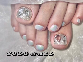 ヨロネイル 心斎橋店(YOLO NAIL)の写真/【足元からお洒落に☆普段ハンドネイルが出来ない方もお待ちしております♪】夜遅くの予約も可
