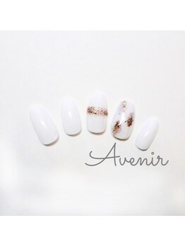 アヴィニール 表参道(Avenir)/ホワイトシャンパン