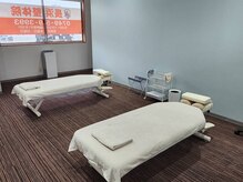 長浜整体院の雰囲気（広くて清潔感のある空間）