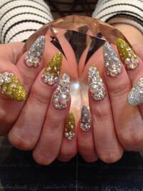 キラキラ冬ネイル