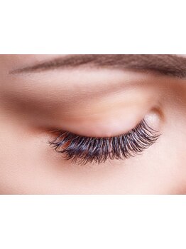 ボリュームのある目元にしたい