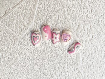 スマイルハートペイントネイル