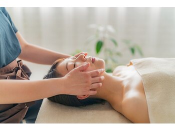 ティヨール 京都ファミリー店(TILLEUL)/リファの炭酸洗顔使用で浸透率UP