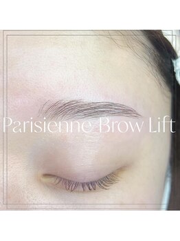 ラミネス(Lmns)/パリジェンヌブロウリフト