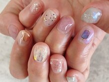ネイル アトリエ コモード(nail atelier Comodo)/ニュアンスネイル [シンプルMIX]