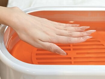 エミレ(EMIRE)の写真/【県内初・本格ハンドケア導入】話題のプレミアムハンドケアとフット角質ケアで、手元・足元まで美しく。