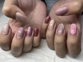 ネイル&アイラッシュ ルミア(Nail & Eyelash LUMIA)/マグネットネイル