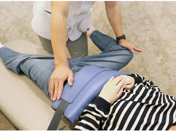 アイキュア鍼灸接骨院 中目黒(iCure鍼灸接骨院)/ストレッチで筋肉を緩める☆