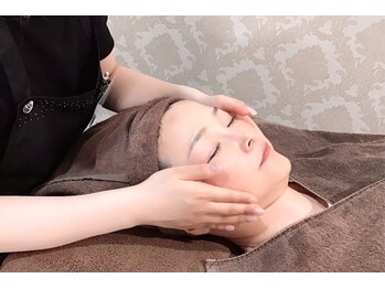 モアソシア/小顔フェイシャルエステ