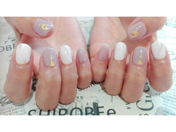 トータルサロン 白べぇーっ プラス/大理石風ネイル*