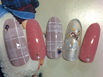 ネイルサロン リリオ(Nail Salon Ririo)/可愛いチェックネイル