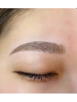 アンフルール(An Fleur)/自然で綺麗な平行眉がおすすめ◎