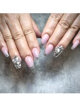 リノネイル(Lino Nail)/ガラスフレンチ