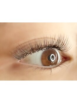 ボリュームのある目元にしたい