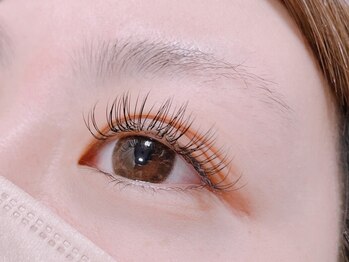 グランボーテ 高岡駅南店(GrandBeaute)の写真/【ぱっちり映えるボリュームのある目元に！】豊富な種類の最高級エクステで華やかな目元を叶えます☆