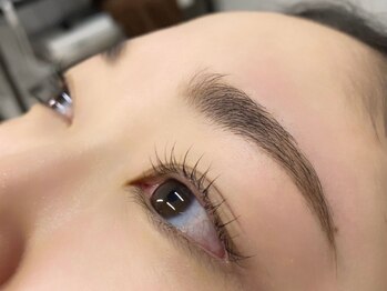 アモール 丸亀店(Amor)の写真/費用を抑えながら理想のお目元を叶える＊理想の美眉をご提案♪眉毛を整えるだけで印象が格段にUP★