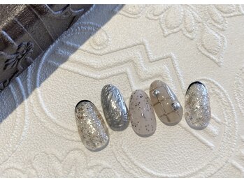 定額ラグジュアリー