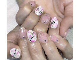 桜舞うネイルアート