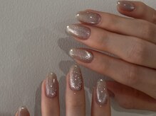 コンフィ(comfy)/くすみホワイトマグネット