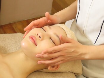 インファイン ハミルトン店(infine)の写真/【シーボレス】痩せても落ちにくいお顔の二重顎＆下ぶくれ＆ほうれい線のスリム化！継続することで効果◎