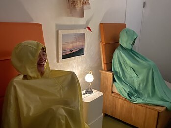 ツバキ(TUBAKI)/日中でも電気を消してリラックス