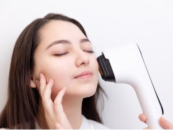 アルフォービューティ 恵比寿店(ALU for beauty)の写真/プレミアムカスタム【水光美肌アクアLDM＋小顔リフト&高周波RF機HIRF LIFT】9800円