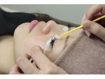 エステティックアンドアイラッシュ ラボカル 甲府本店(LABO.CAL+)/まつエクstep4.プレケア