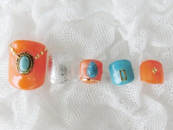 ネイリシャス(NAILICIOUS)/可愛いオレンジと無敵ターコイズ