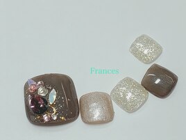 新作　ビジューネイル