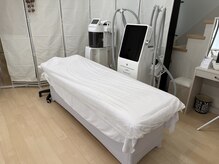 ビーワン(美-ONE)の雰囲気（店内は、白で清潔な雰囲気です。）